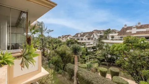 Apartamento en Nagüeles Alto