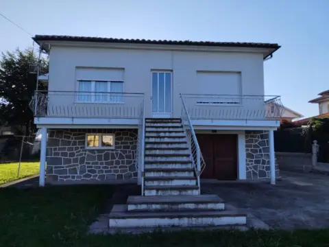 Casa en Avenida José Gutiérrez Portilla