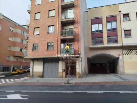 Garaje en Carretera de Ledesma, 117