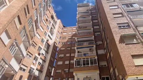 Piso en calle de Tirso de Molina, 6