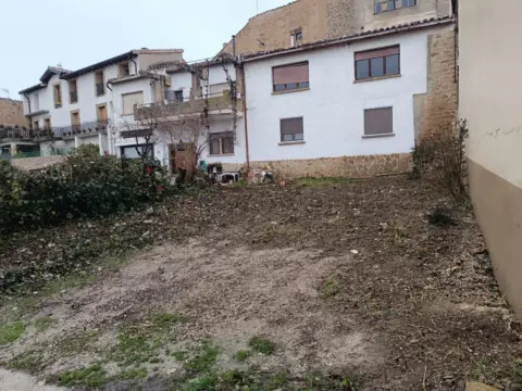 Terreno en Artajona