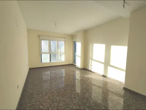 Piso en Valterna-Terramelar
