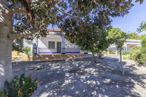 Casa en Nàquera - Náquera