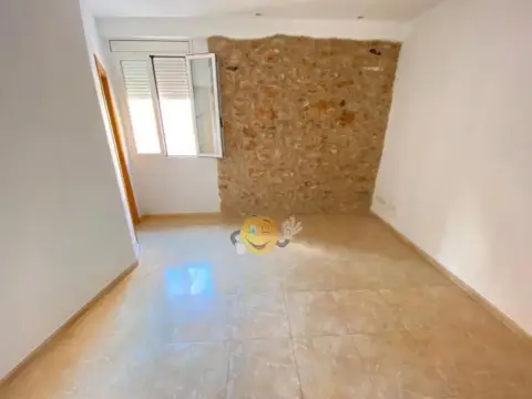 Casa adosada en Carrer del Pantà, 4