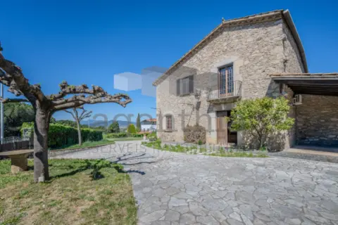 Finca rústica en Pujada de la Creu de Palau