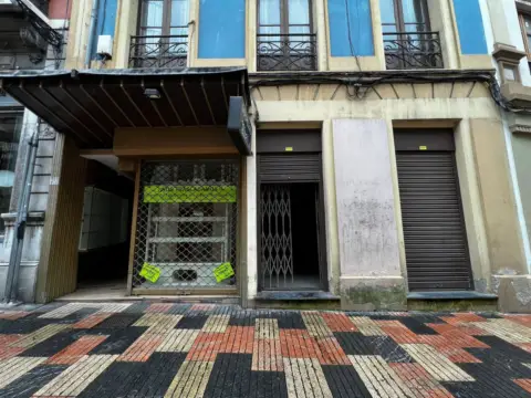 Commercial space in calle del Rivero