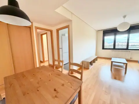 Piso en calle Río Guadiana