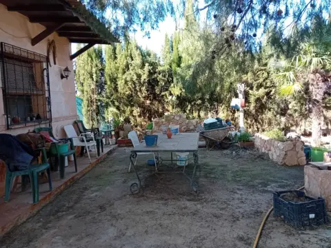 Chalet en Bolaños de Calatrava