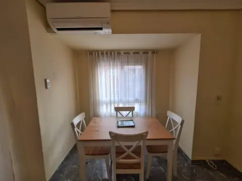 Piso en Avenida de María Ros, 3