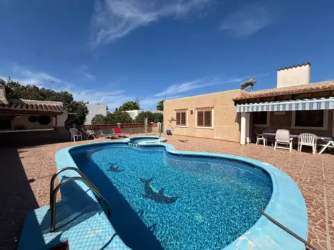 Chalet en Cala de Bou