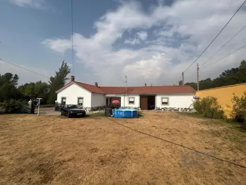 Casa en Espinosa de la Ribera