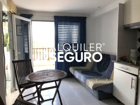 Estudio en Santa Eulalia Des Riu