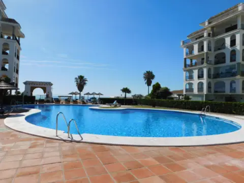 Apartamento en Castillo de la Duquesa