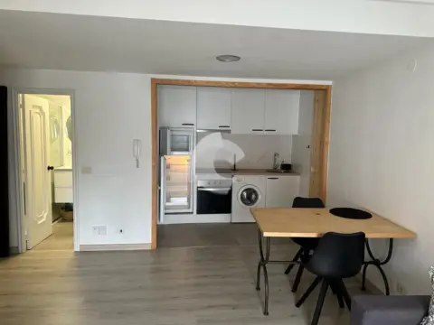 Estudio en calle Luna