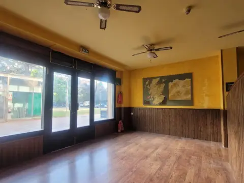 Local comercial en calle de Iñigo Arista, 20