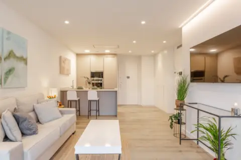 Piso en calle Plaza de Salesianos, nº 8