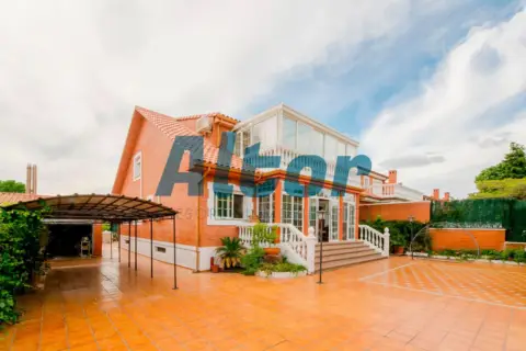 Casa adosada en Villalbilla