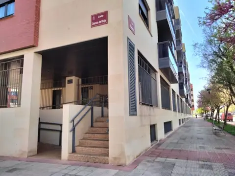 Local comercial en San Adrián-La Cava-El Arco