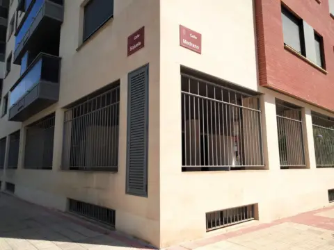 Local comercial en San Adrián-La Cava-El Arco