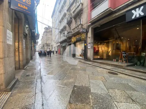 Local comercial en calle de Santo Domingo