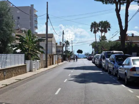 Casa adosada en Urb. Mediterraneo