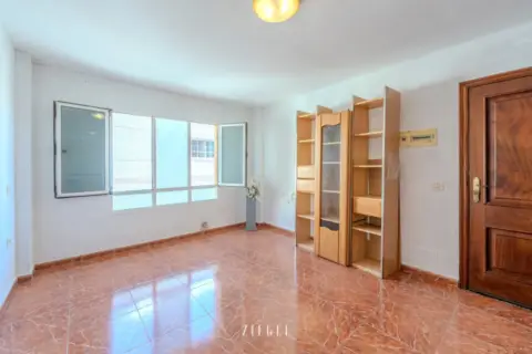 Piso en calle Garcia Lorca