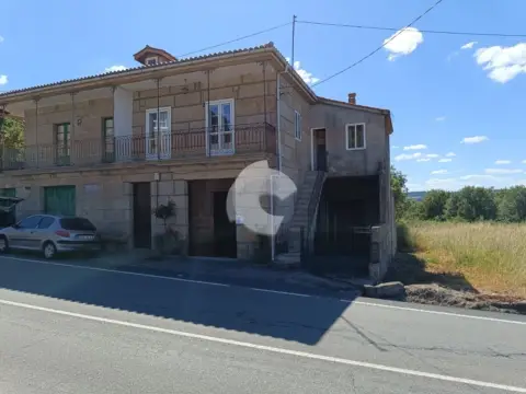 Casa pareada en Derrasa