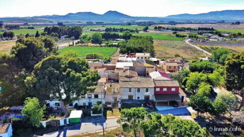 Casa pareada en calle Partida del Campo - Casas de Menor, nº 9