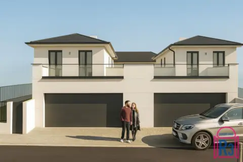 Casa adosada en Pobladura de Bernesga