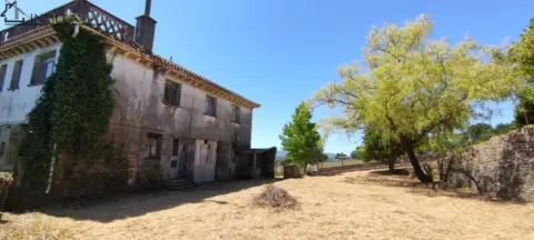 Casa en Forcarei