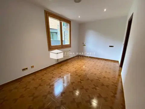 5-bedroom chalet for rent in Escaldes-Engordany · 28 of 60
