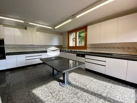 5-bedroom chalet for rent in Escaldes-Engordany · 18 of 60