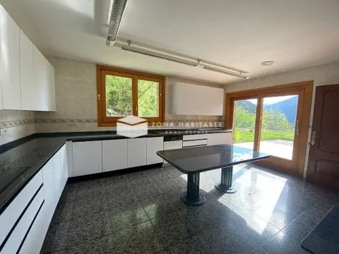 5-bedroom chalet for rent in Escaldes-Engordany · 21 of 60