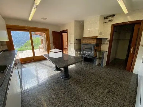 5-bedroom chalet for rent in Escaldes-Engordany · 22 of 60