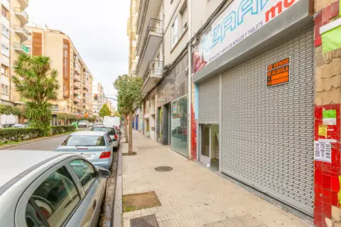 Local comercial en Kale Nagusia, 12