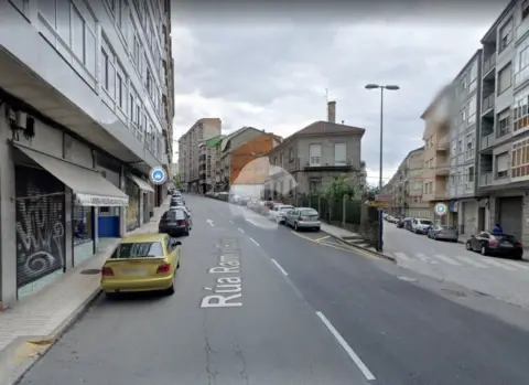 Local comercial en calle Ramón Puga Noguerol