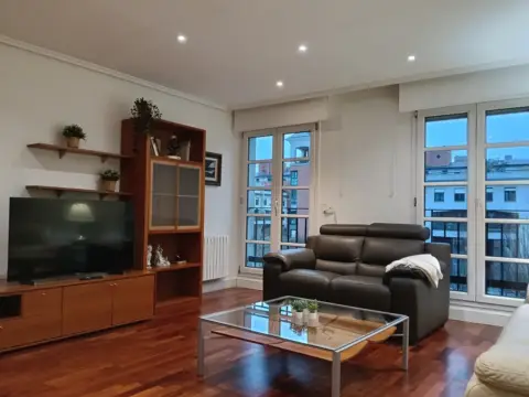 Piso en Premín de Iruña Pasealekua