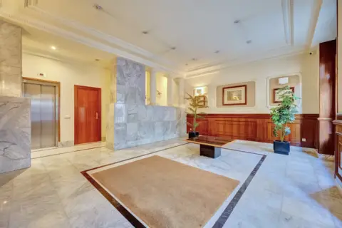 Piso en calle de Leyre, 18