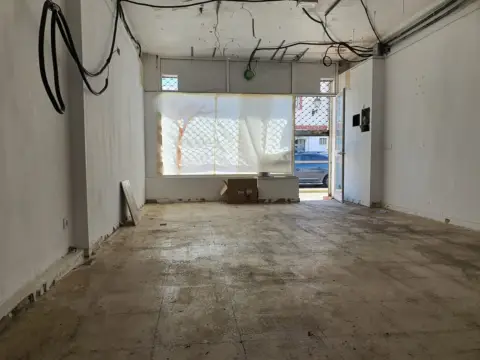 Local comercial en Castilleja de la Cuesta