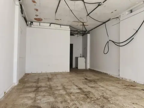 Local comercial en Castilleja de la Cuesta