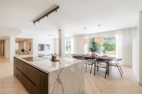 Apartamento en Lomas de Marbella Club-Puente Romano