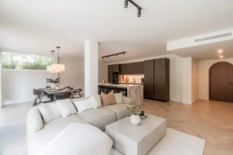 Apartamento en Lomas de Marbella Club-Puente Romano