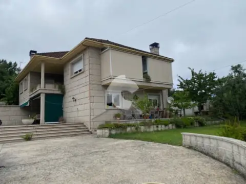 Casa en Seixalbo