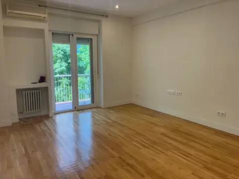 Piso en Avenida de Alberto Alcocer