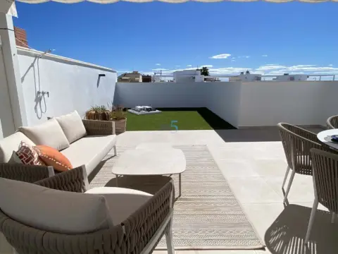 Piso en Pilar de La Horadada