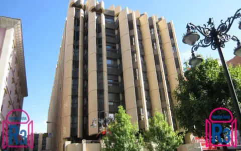 Dúplex en Avenida de Ordoño II