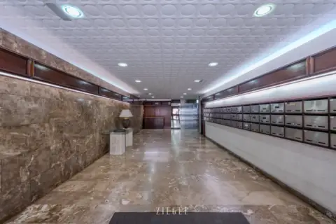 Piso en Avenida Rafael Cabrera