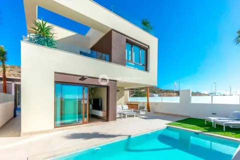 Chalet en Carrer de los Adelfas