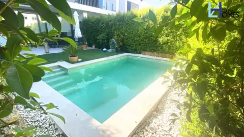 Chalet adosado en Núcleo