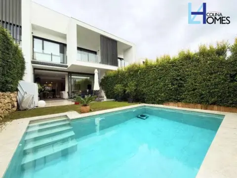 Chalet adosado en Núcleo